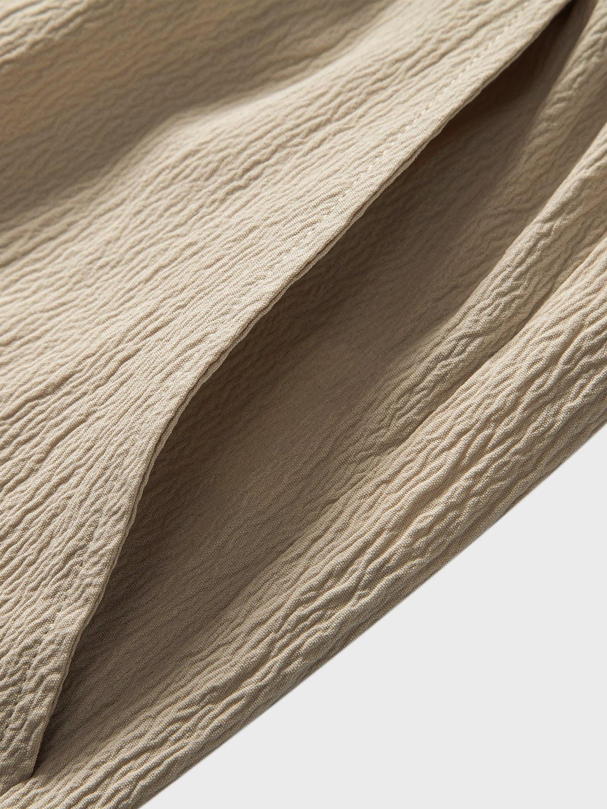 AVERY | Straight pants with crinkle texture