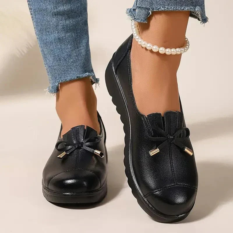 ELENA | Loafer with contoured footbed