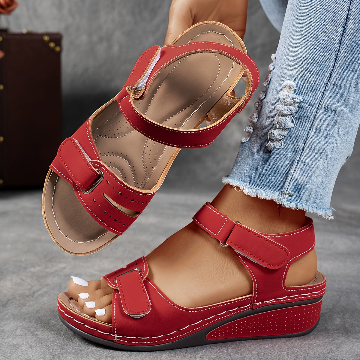 ELLA | Sandals with adjustable straps