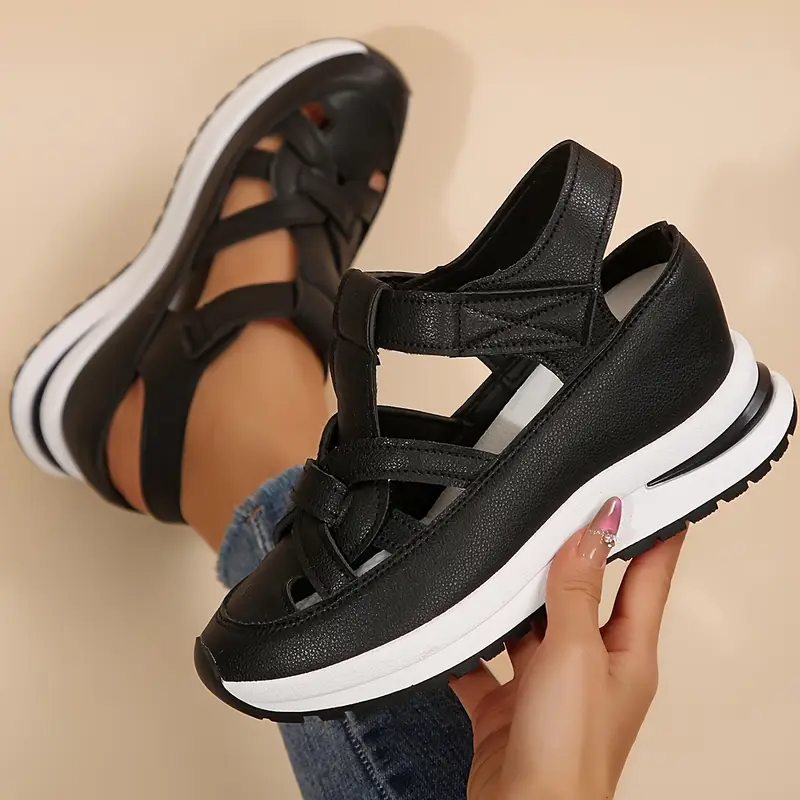 ZOE | Sandal with adjustable straps