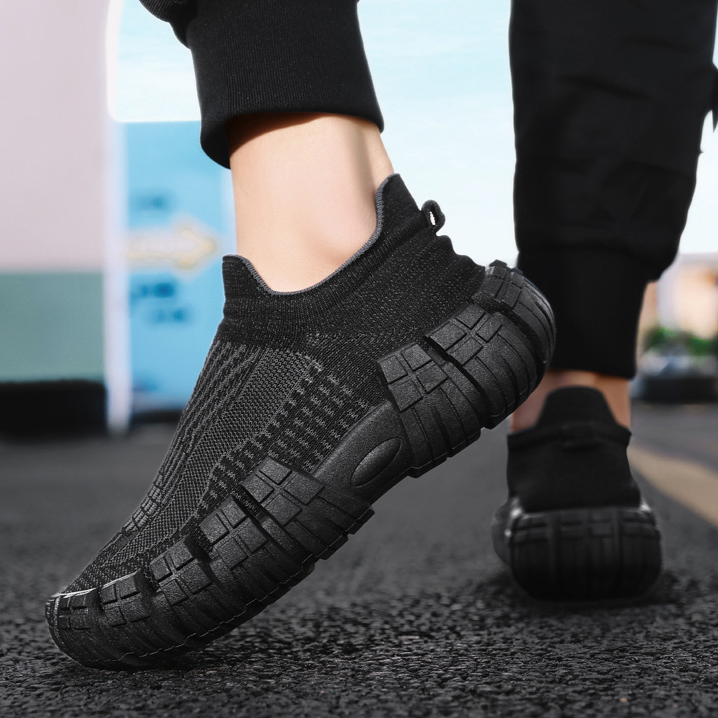 NOAH | Sneakers with breathable mesh upper