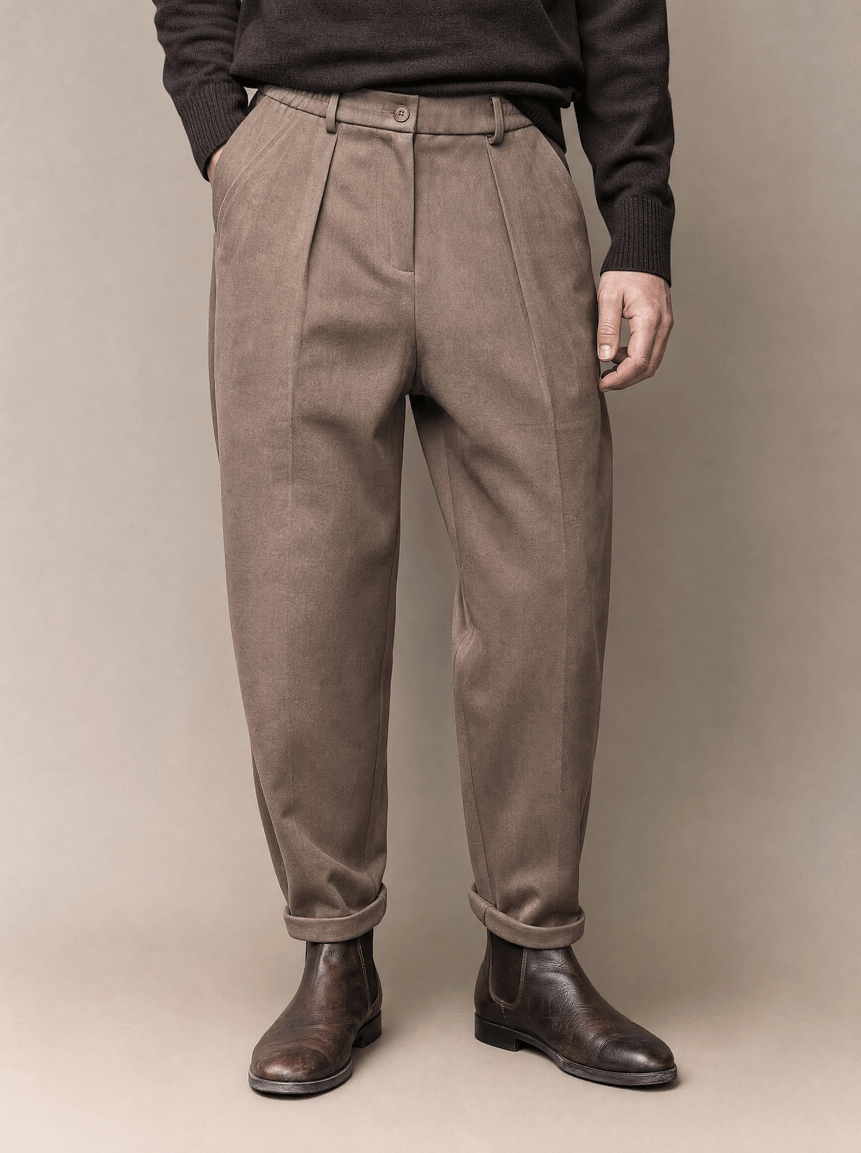 EVELYN | Tapered pants with pleated front