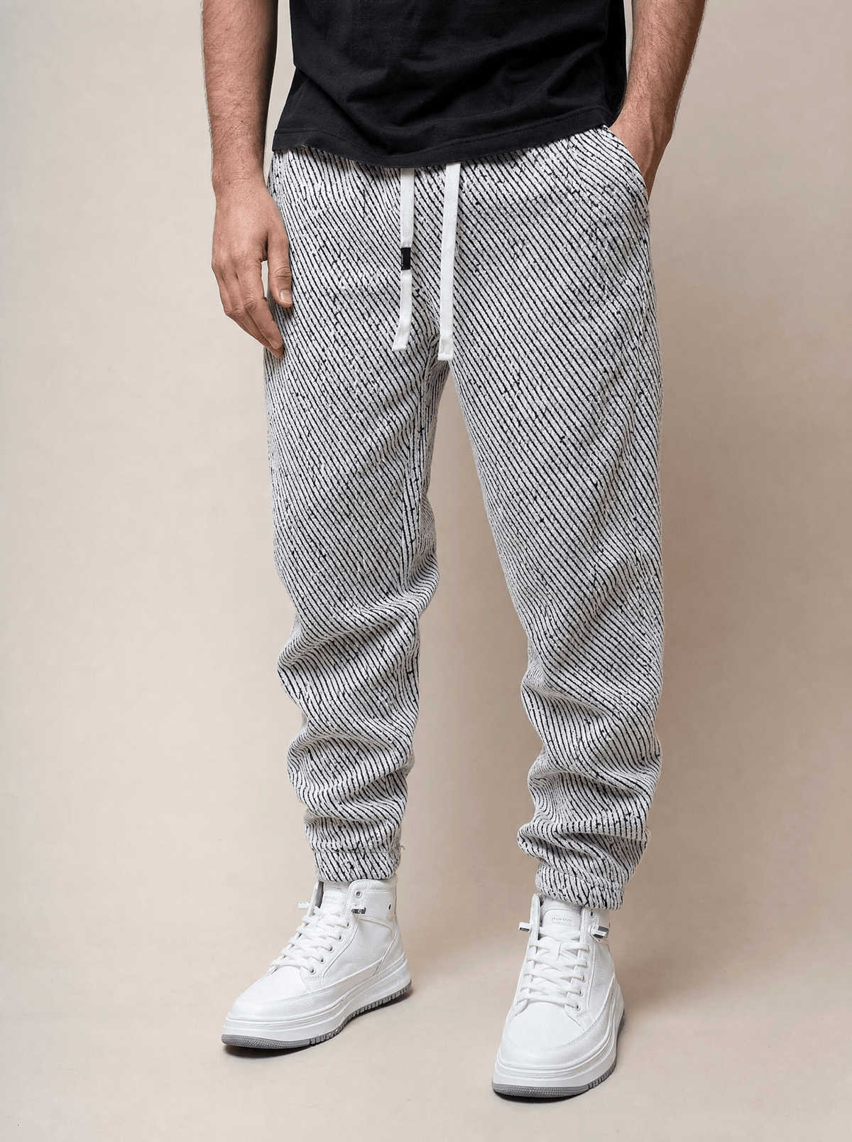 JAMES | Jogger pants with tapered leg