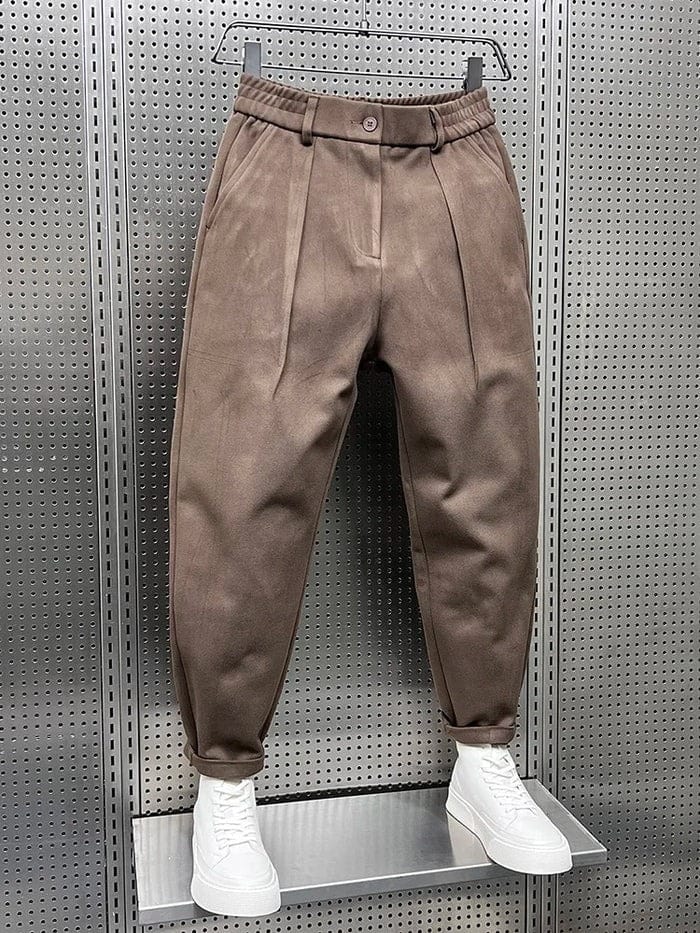 EVELYN | Tapered pants with pleated front