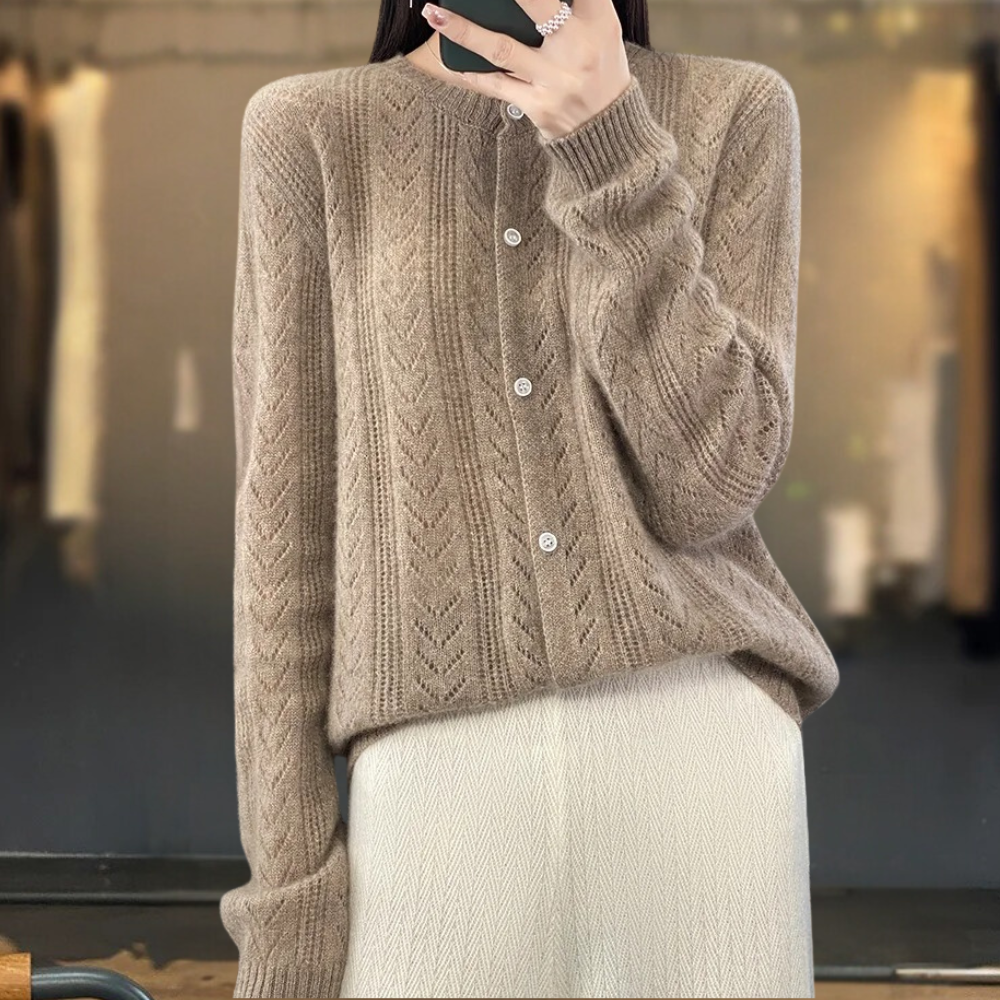 ELLA | Cardigan with cable-knit texture