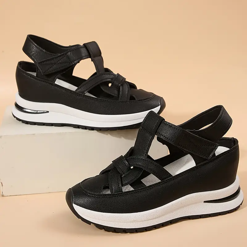 ZOE | Sandal with adjustable straps