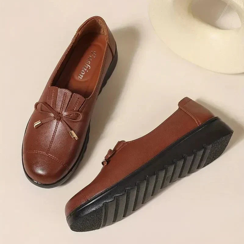 ELENA | Loafer with contoured footbed