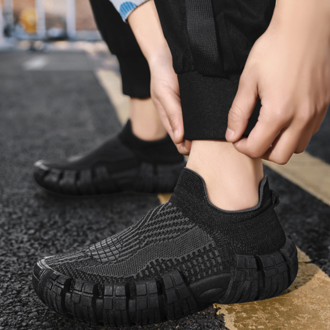 NOAH | Sneakers with breathable mesh upper