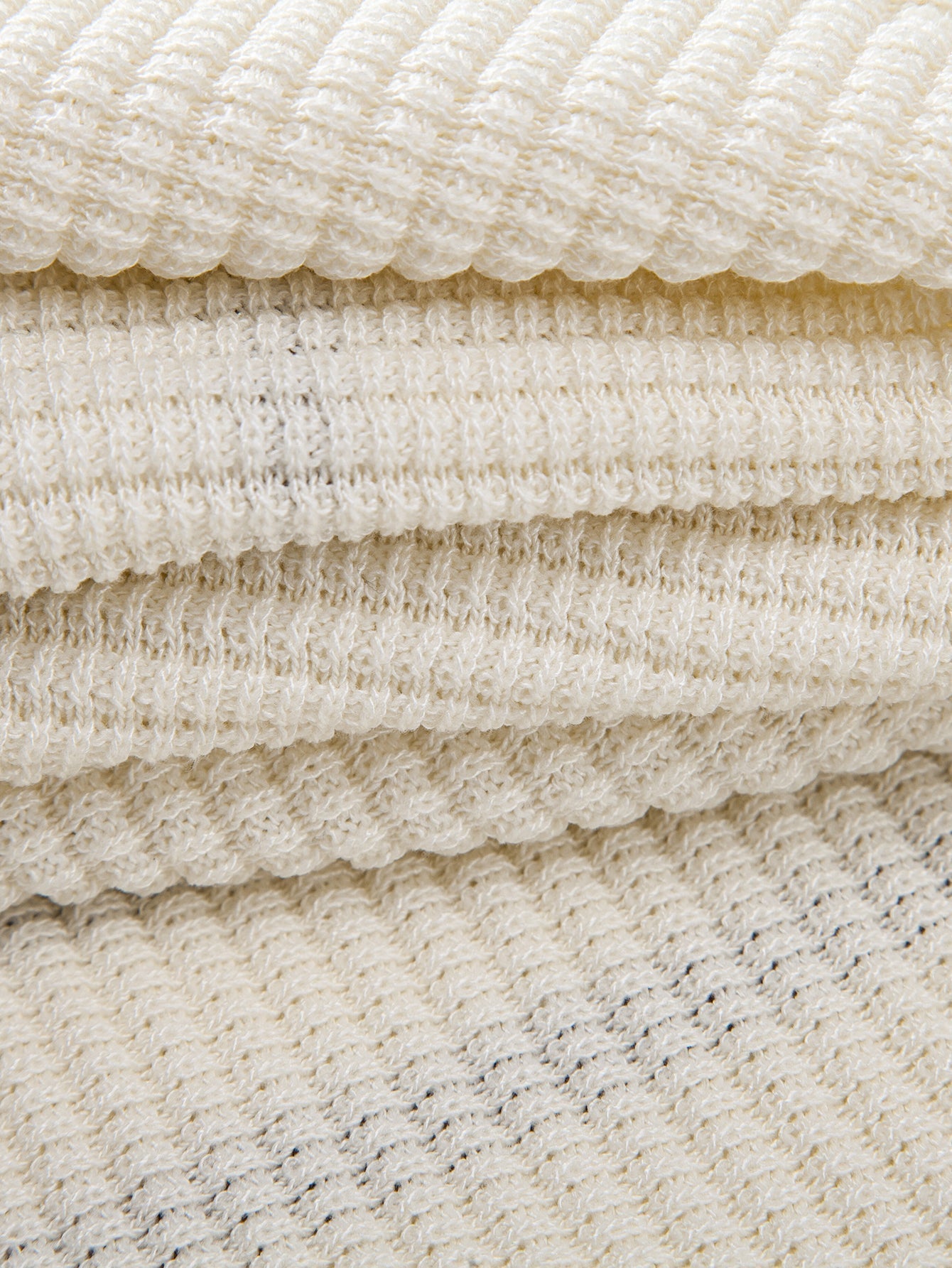 RILEY | Polo with waffle knit and zip neckline
