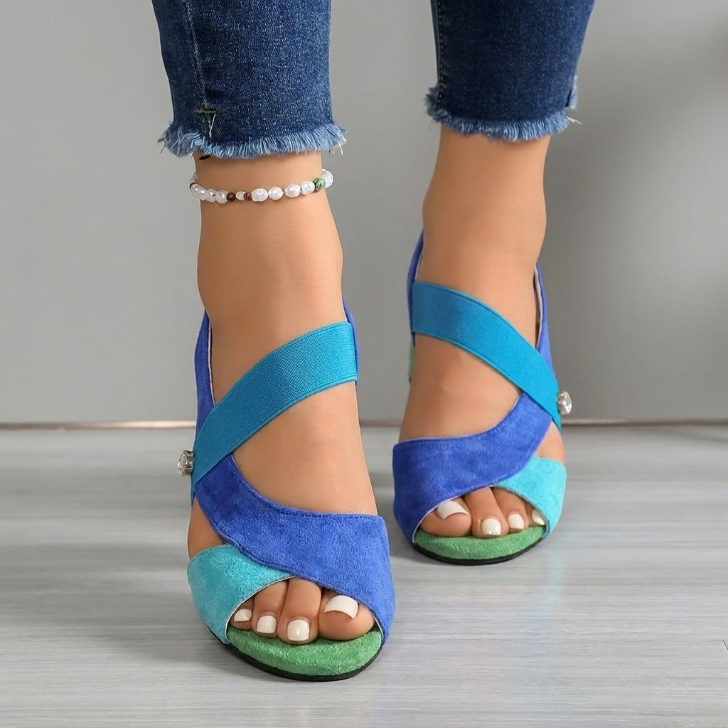 AUBREY | Block heel sandals with cross strap