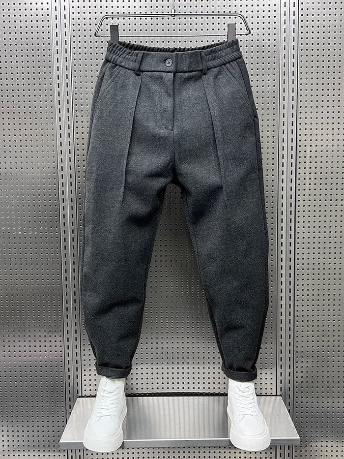 EVELYN | Tapered pants with pleated front