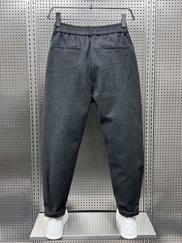 EVELYN | Tapered pants with pleated front