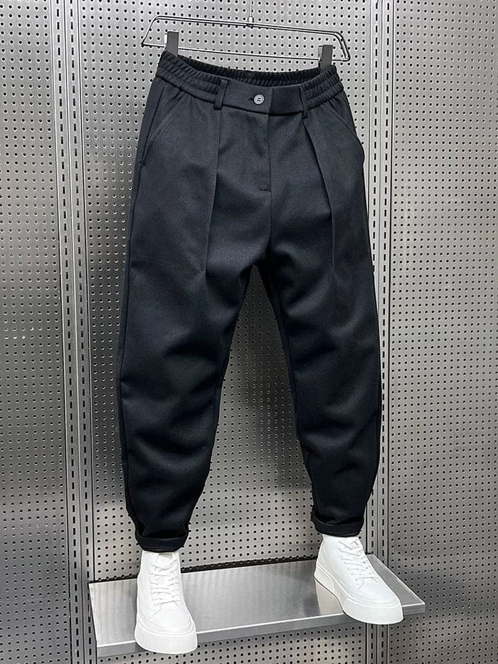 EVELYN | Tapered pants with pleated front