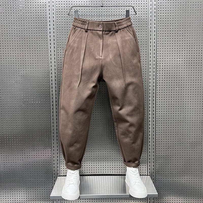 EVELYN | Tapered pants with pleated front