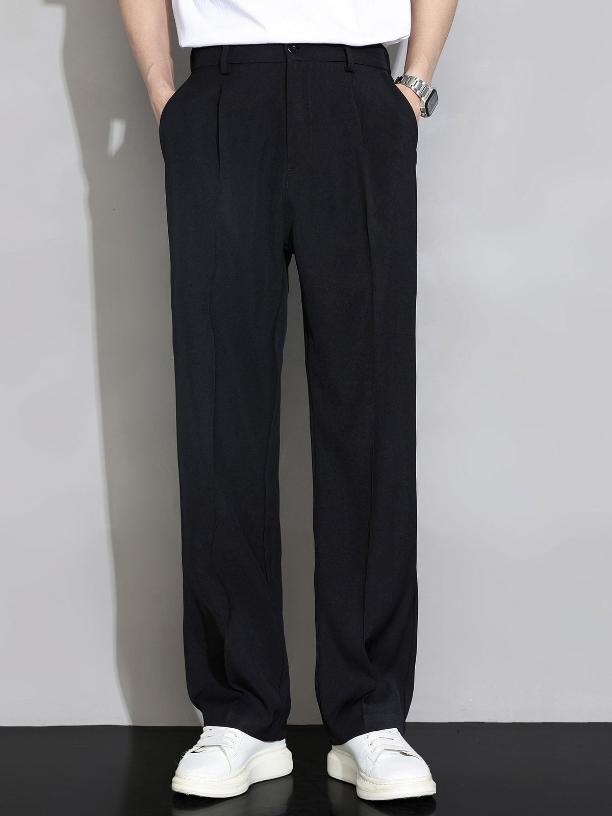 CHLOE | Straight-leg pants with elastic waistband