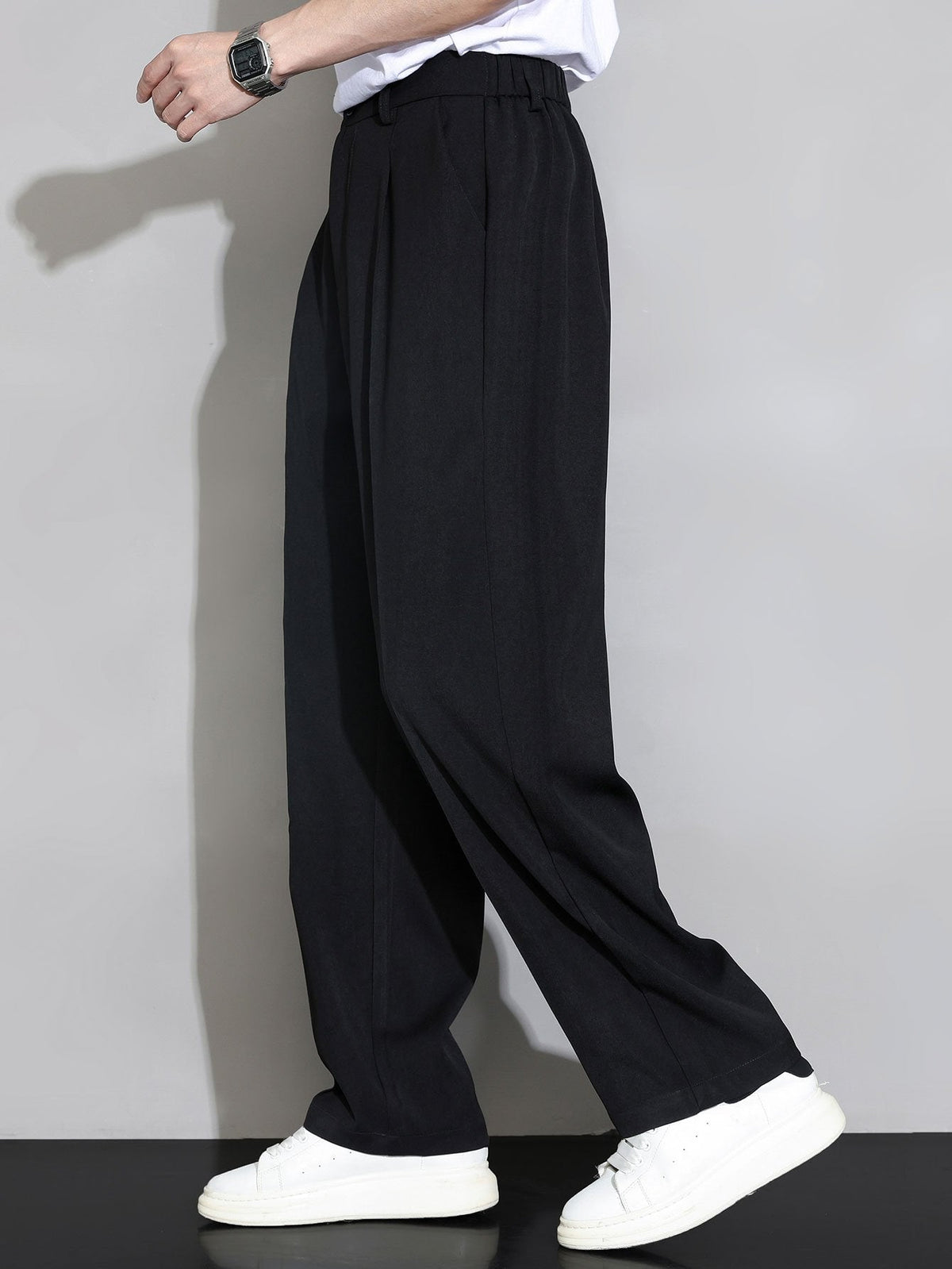 CHLOE | Straight-leg pants with elastic waistband